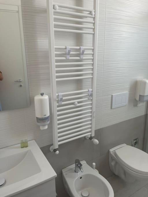 Appartamento 59 Tourist House Bologna Lame - Self Check-In Esterno foto