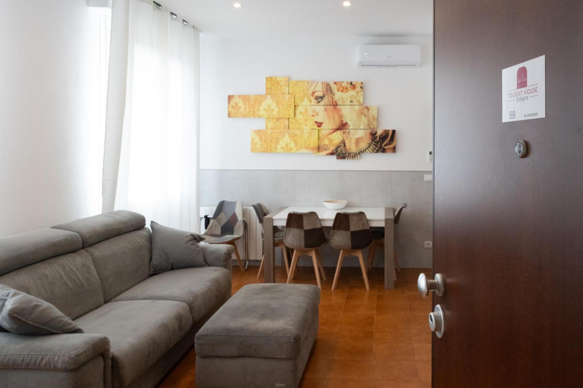 Appartamento 59 Tourist House Bologna Lame - Self Check-In Esterno foto