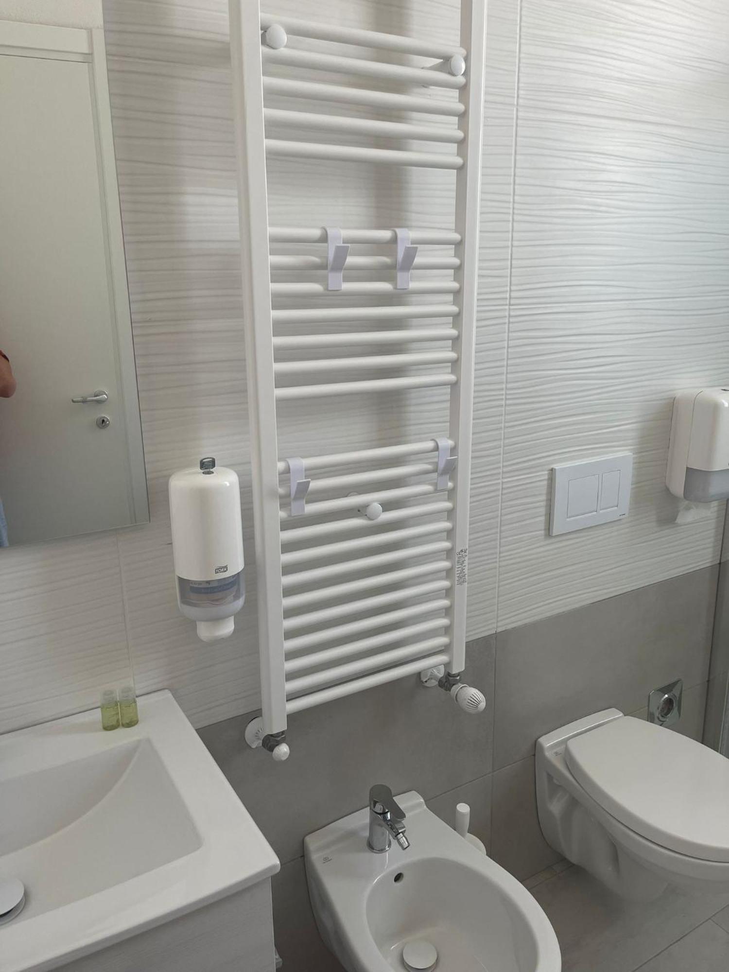 Appartamento 59 Tourist House Bologna Lame - Self Check-In Esterno foto