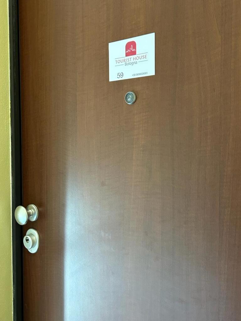 Appartamento 59 Tourist House Bologna Lame - Self Check-In Esterno foto