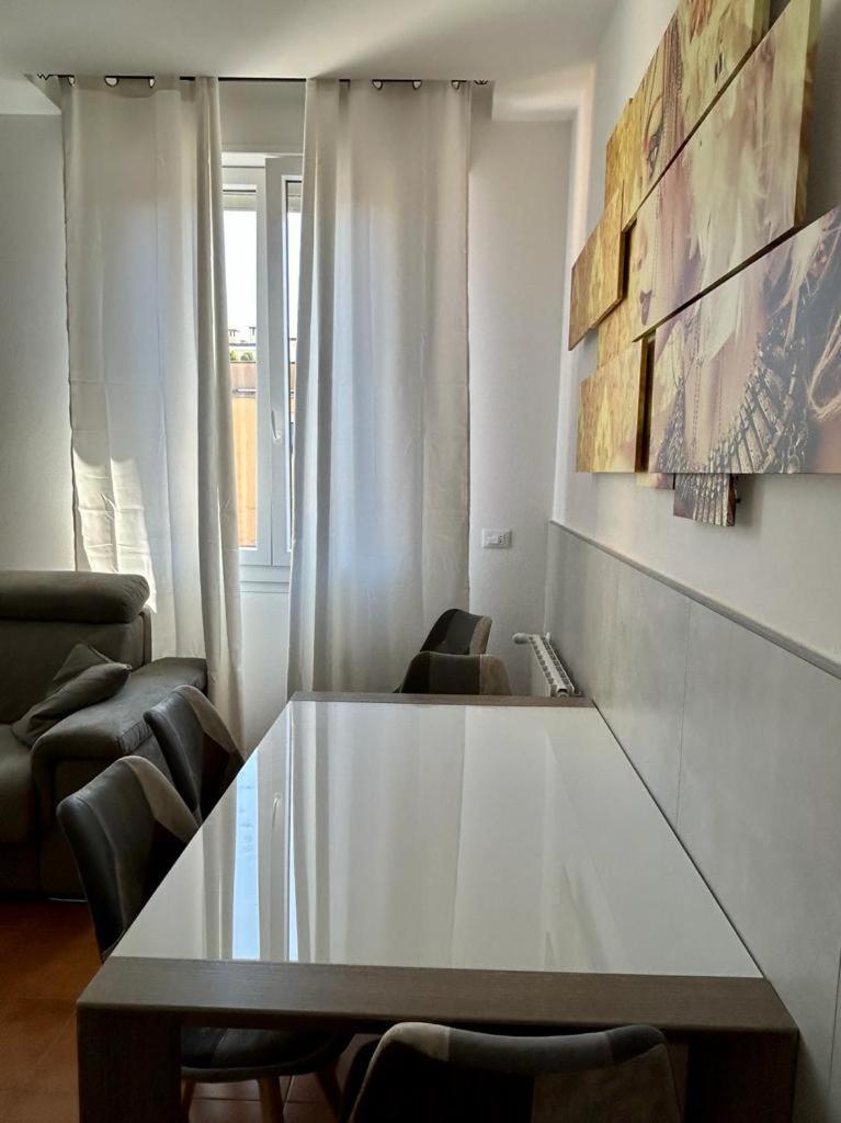 Appartamento 59 Tourist House Bologna Lame - Self Check-In Esterno foto