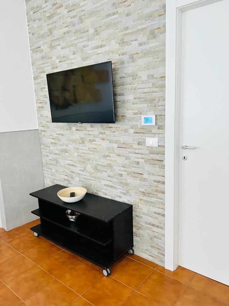 Appartamento 59 Tourist House Bologna Lame - Self Check-In Esterno foto