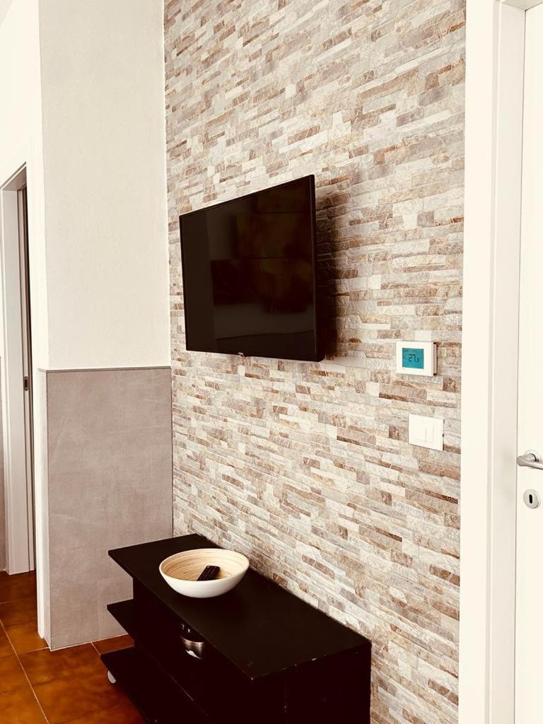Appartamento 59 Tourist House Bologna Lame - Self Check-In Esterno foto